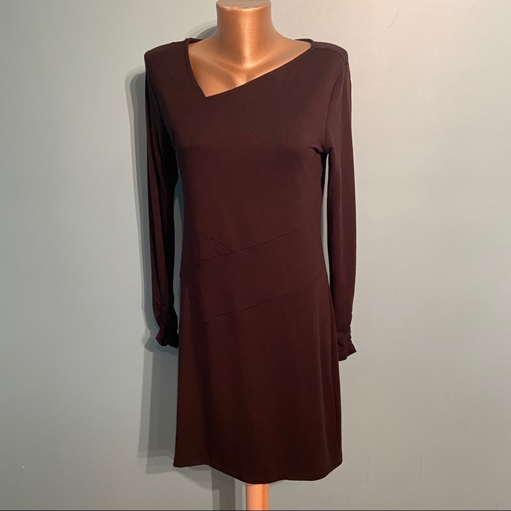 Dakini women’s black asymmetrical long-sleeved dress in size small